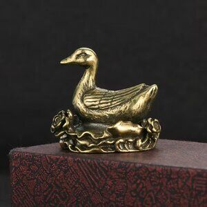 Solid Brass Duck Figurine - NEW 1.02 in L x 1.14 in W